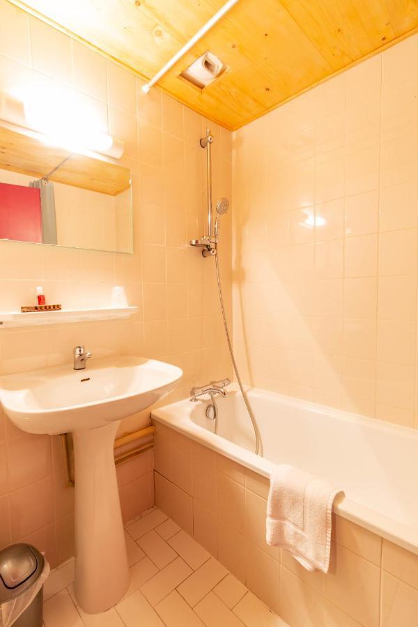 L'Escale Hotel ชาแตล ภายนอก รูปภาพ